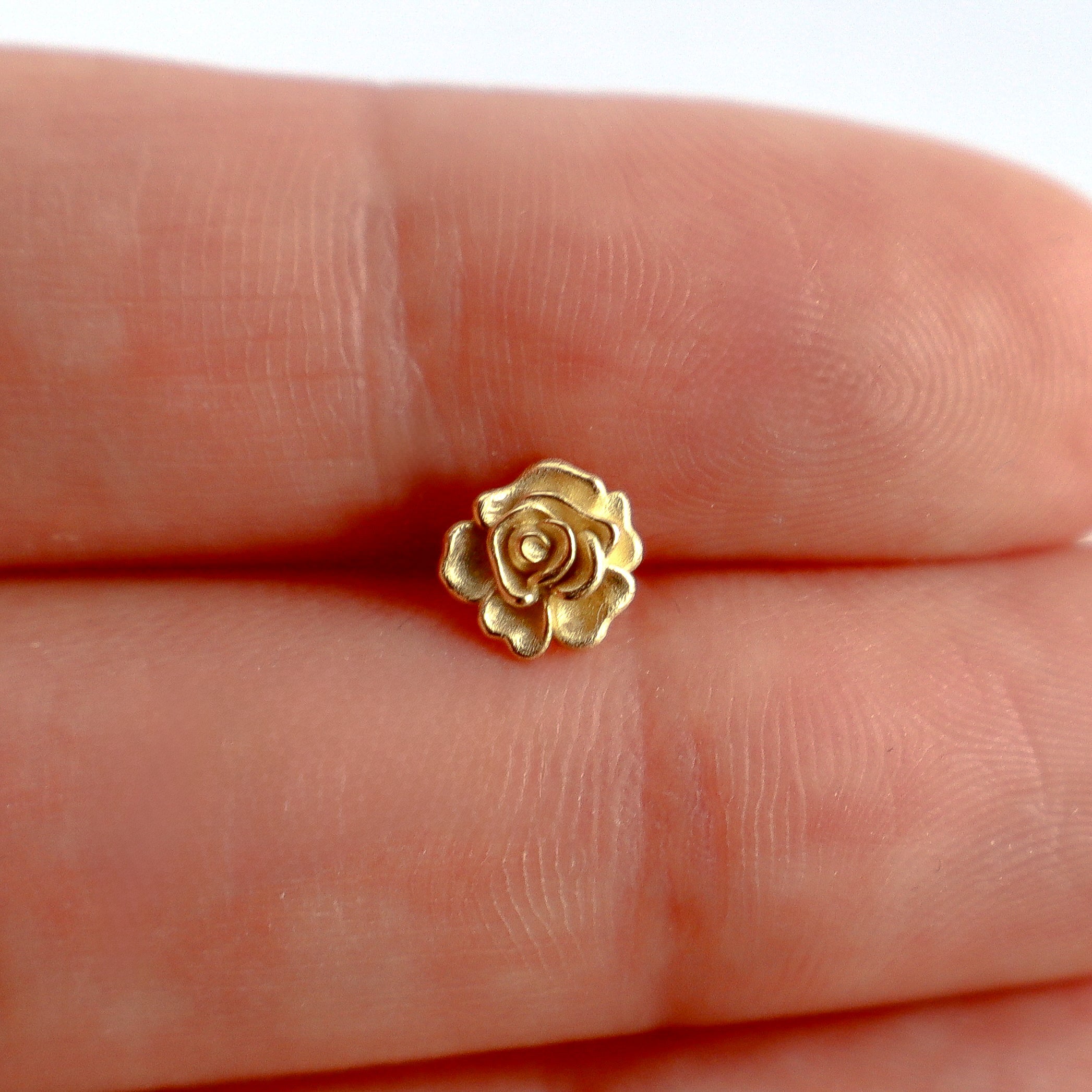 14K Yellow Gold EDDY Rose Stud